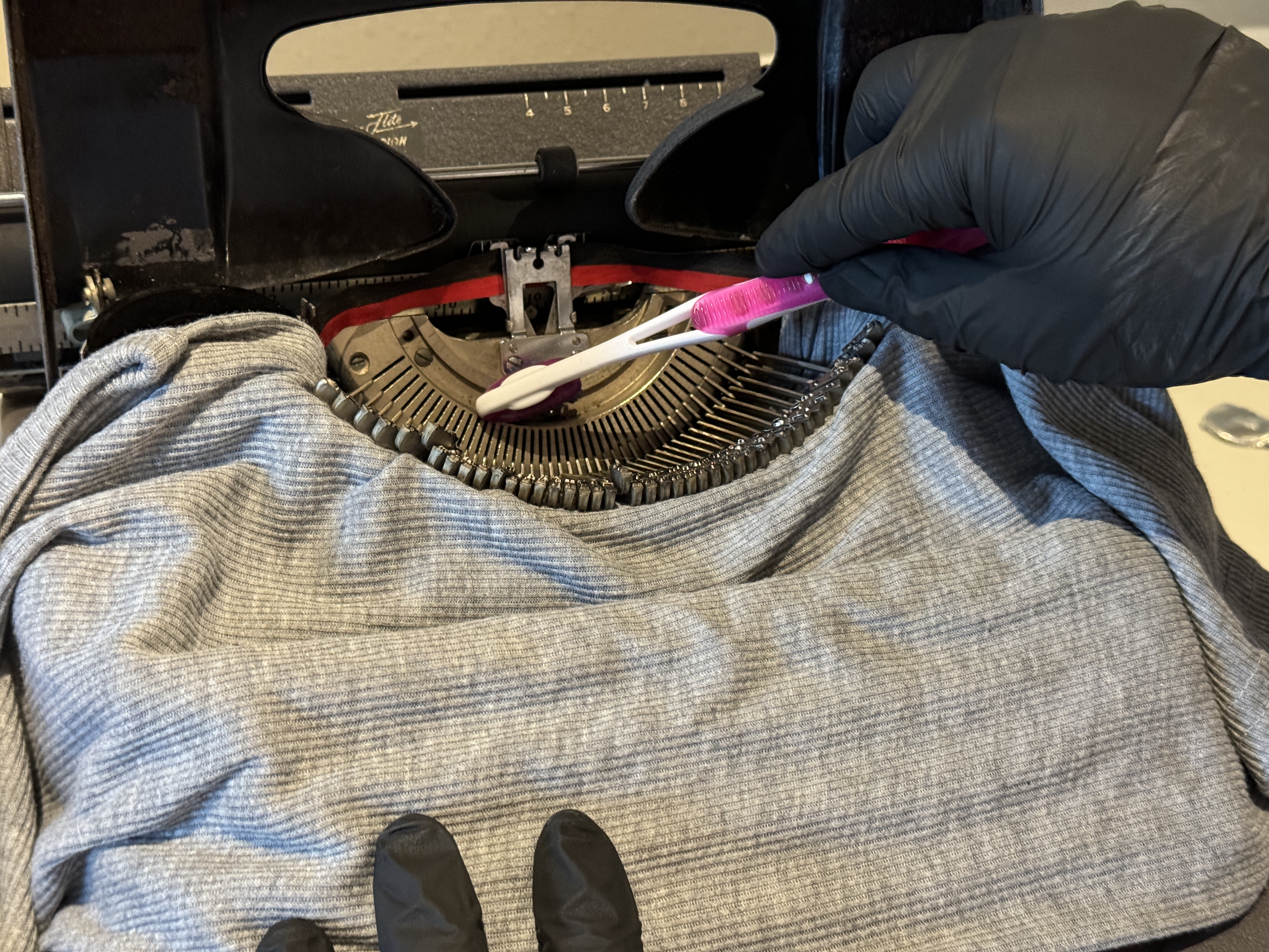 Detailed cleaning of typewriter mechanisms